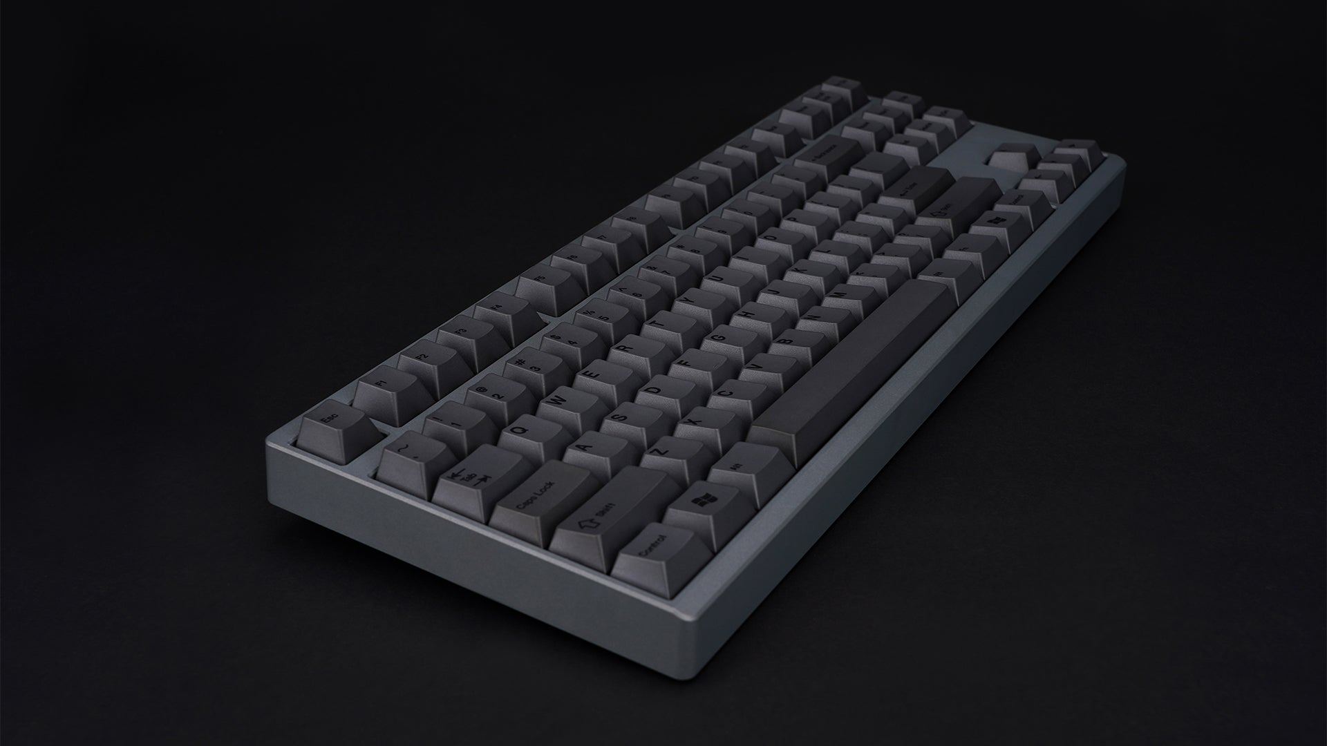 (Group Buy) ZOOM TKL ESSENTIAL EDITION - Cool Grey