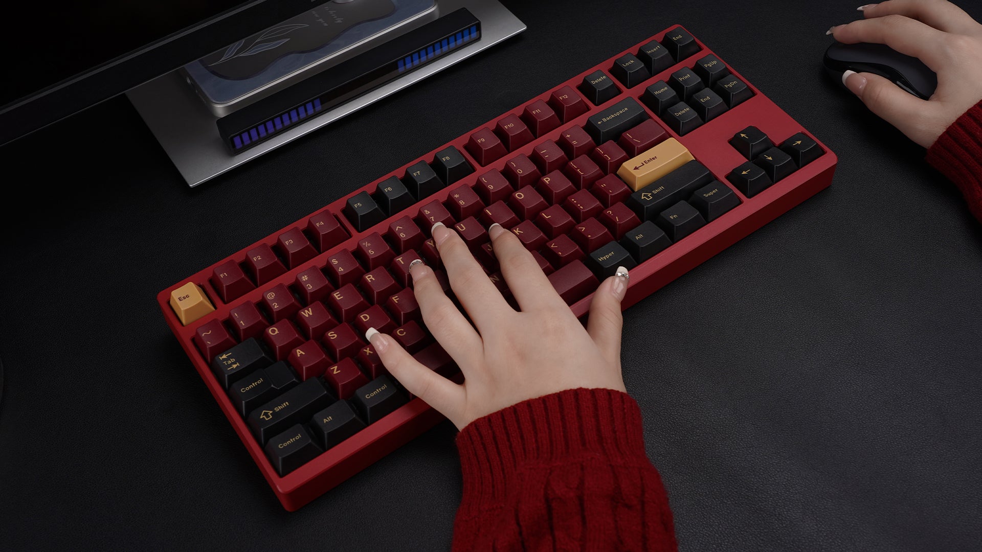 (Group Buy) ZOOM TKL ESSENTIAL EDITION - Scarlet Red