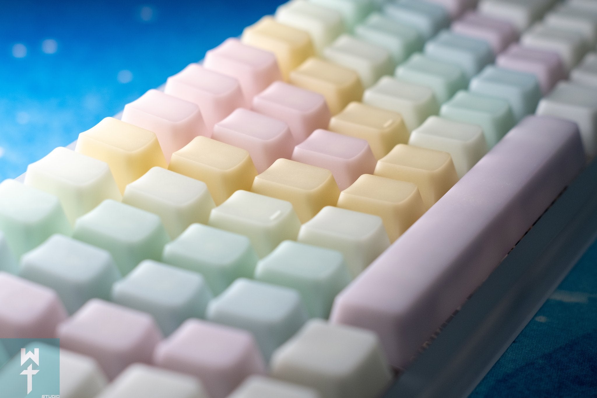 (In Stock) POM Jelly Keycaps (Ink and Rainbow colourways)