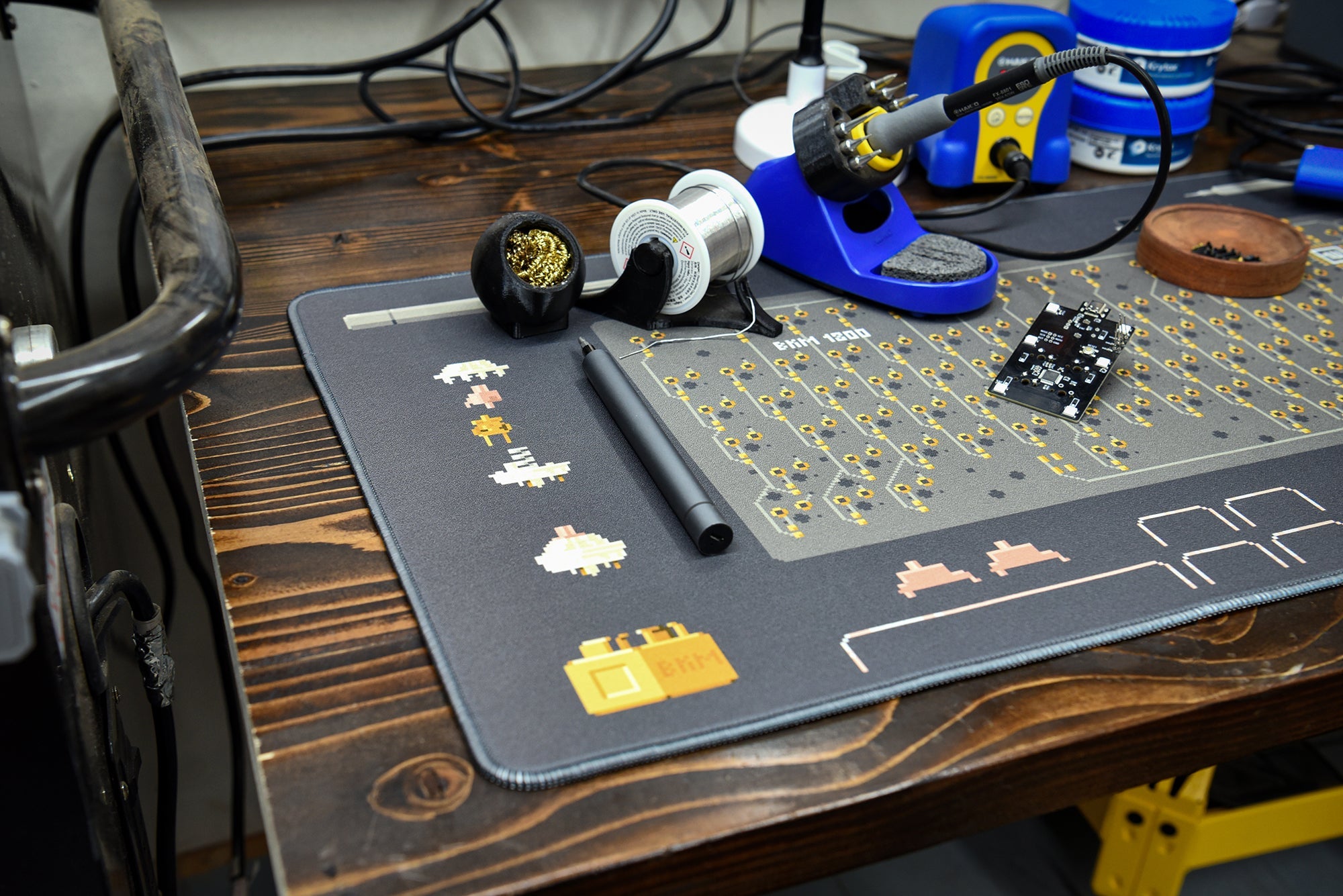 (In Stock) 32Bit Build Deskmats