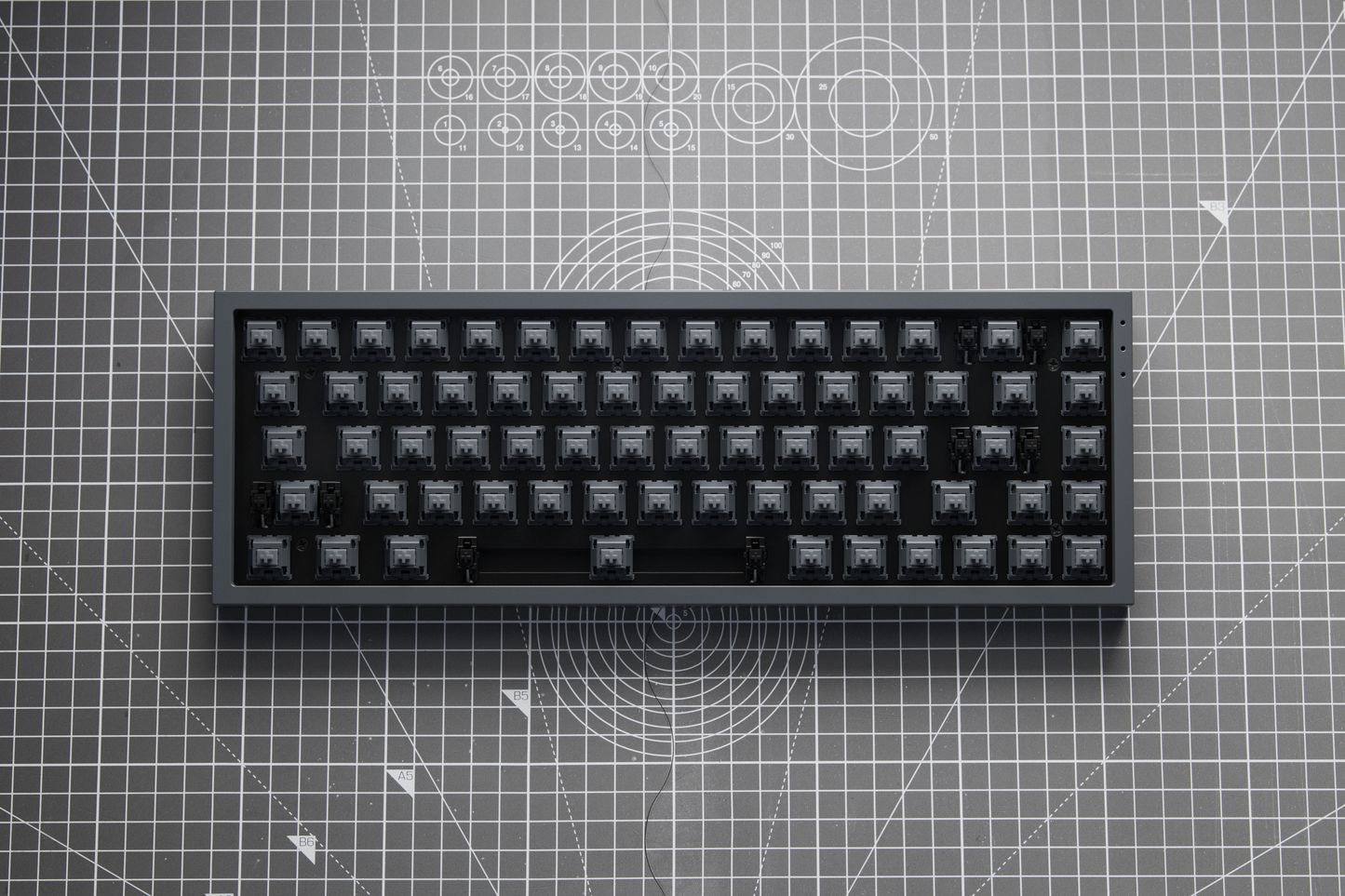 
                  
                    (In Stock) NK65 Oblivion Edition
                  
                
