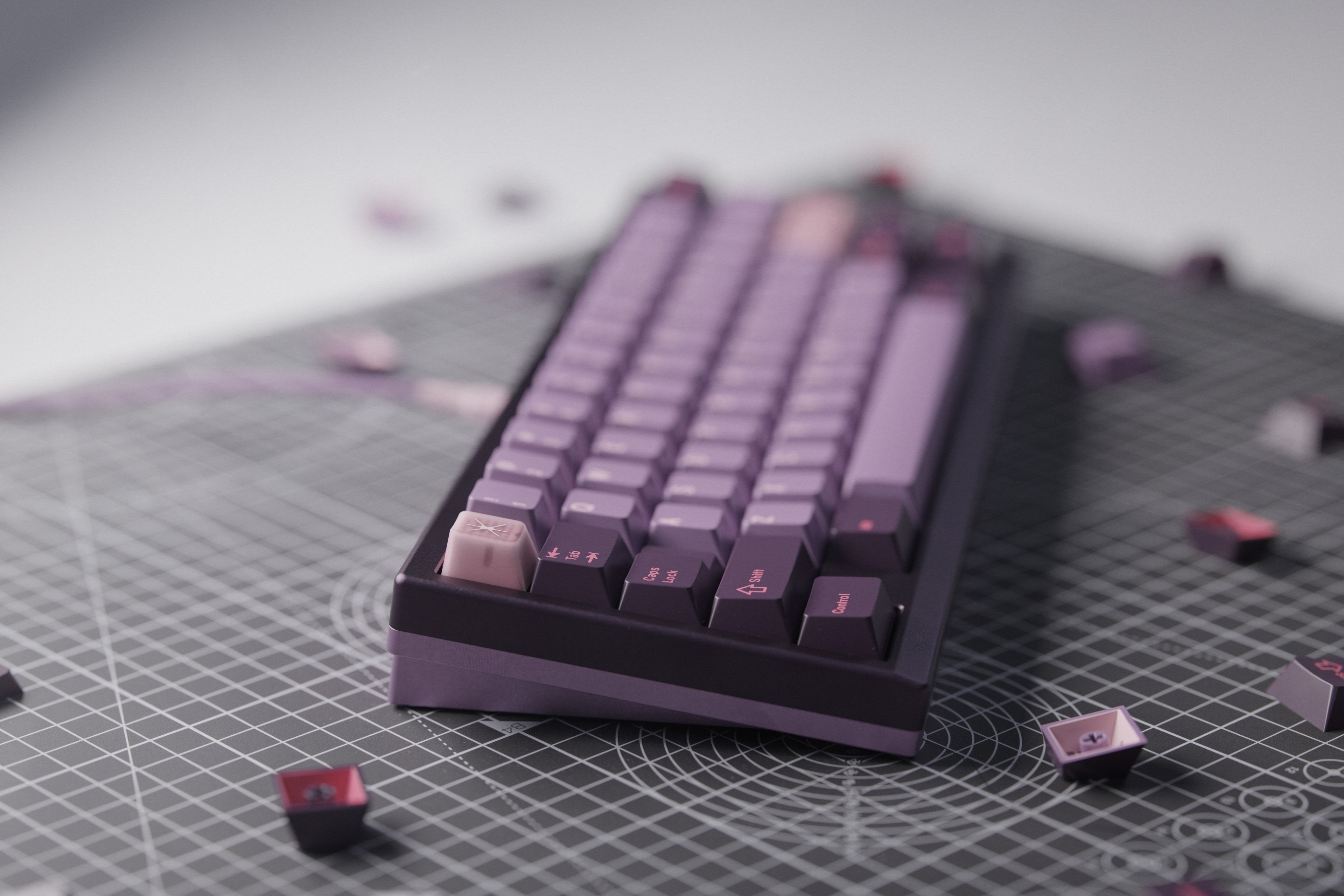 (Pre-Order) GMK Symbiote