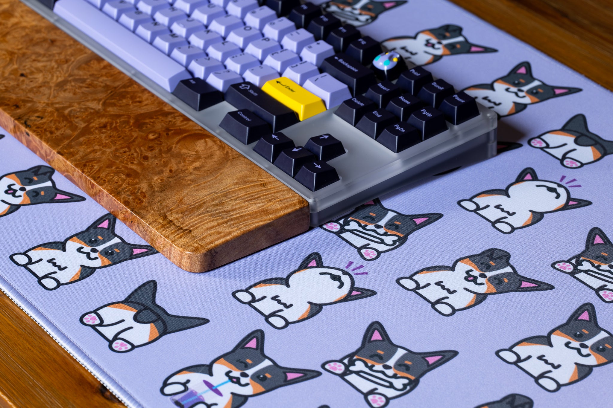 (Group Buy) Corgi Deskmats