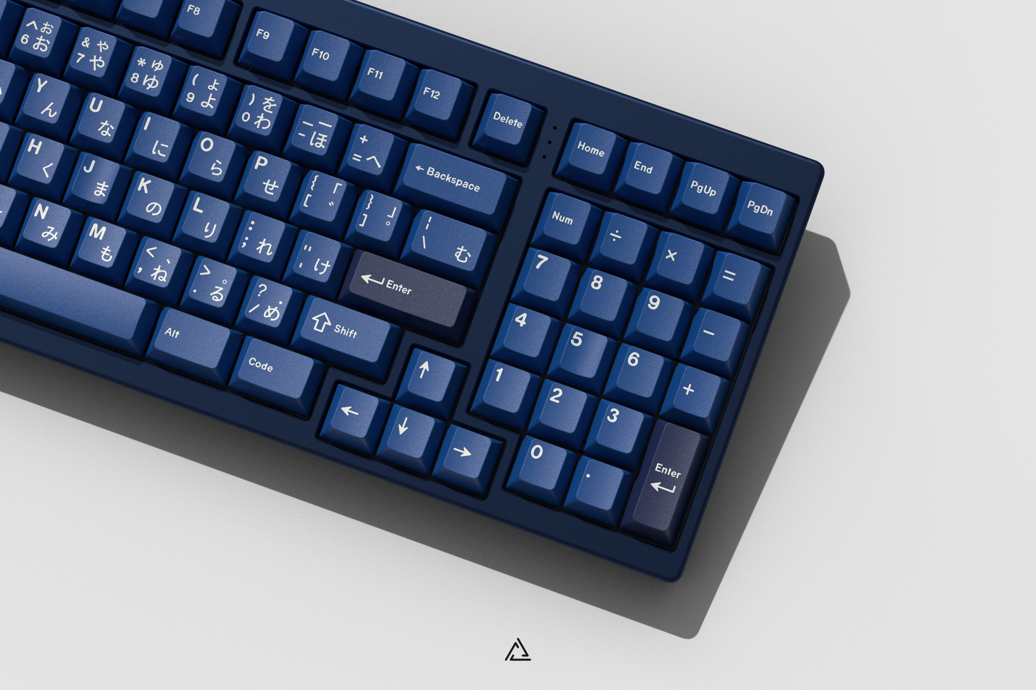 (Pre-Order) GMK Striker R2