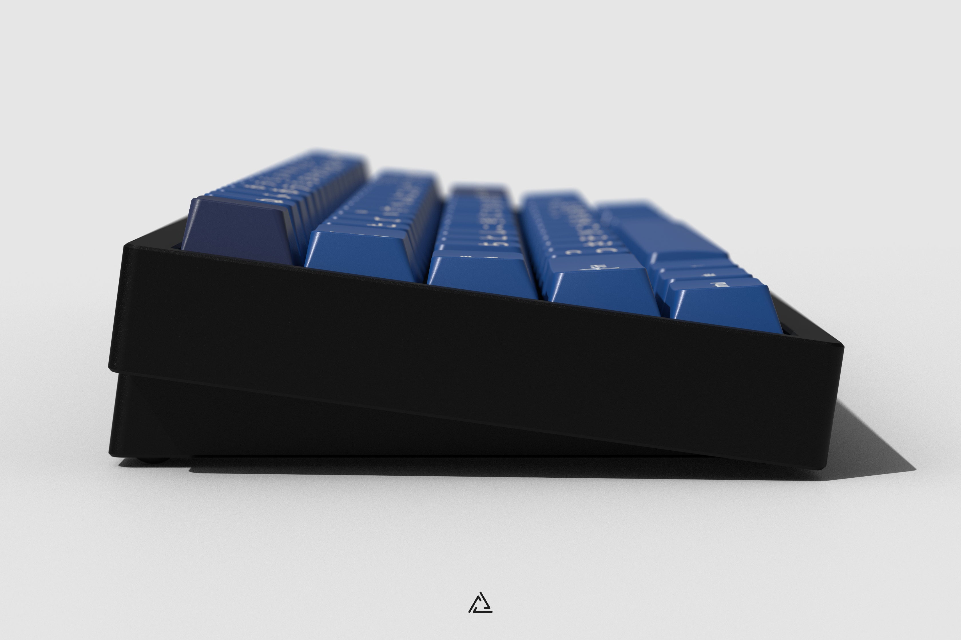 (Group Buy) GMK Striker R2