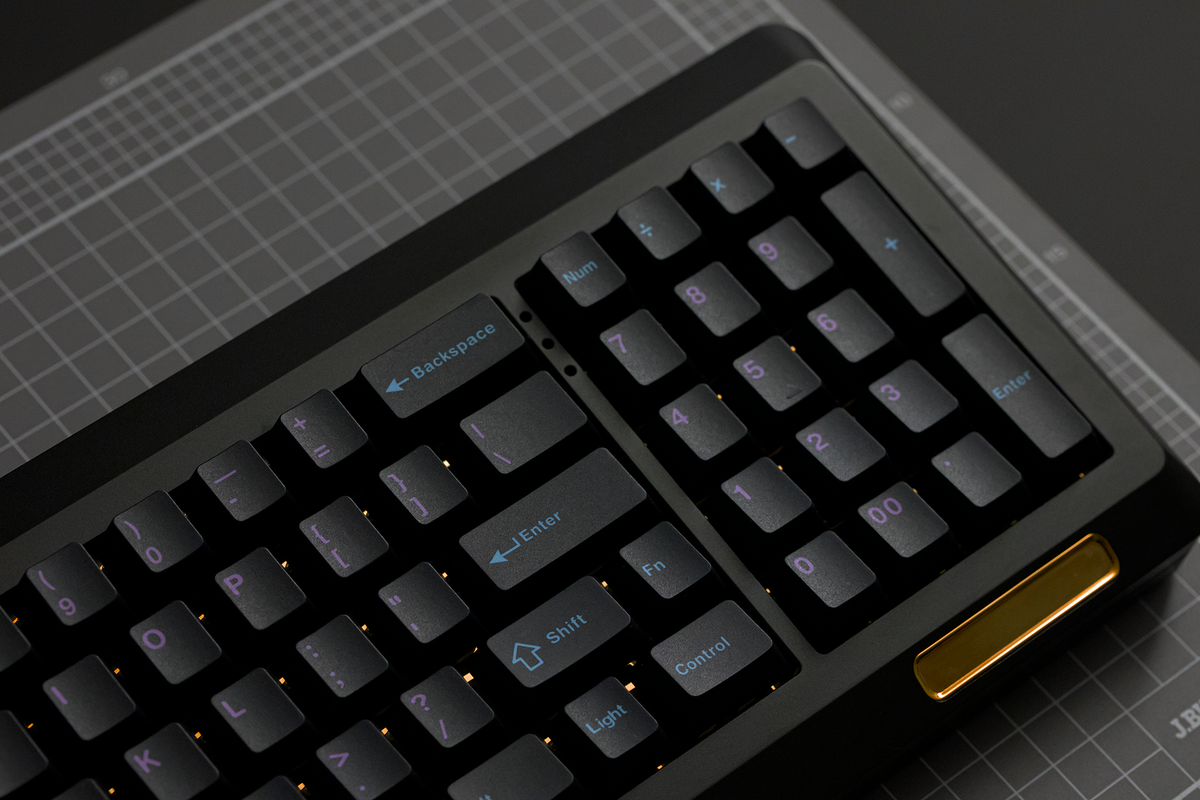 (In Stock) Infinikey Blacklight